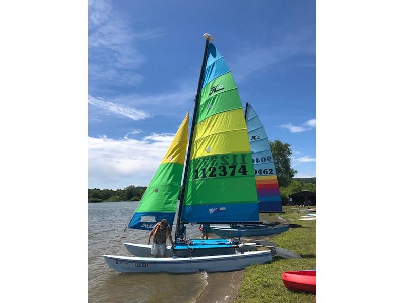 Hobie   16
